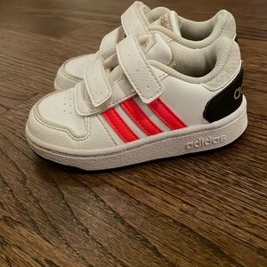 Almost perfect condition toddler adidas - black white and red